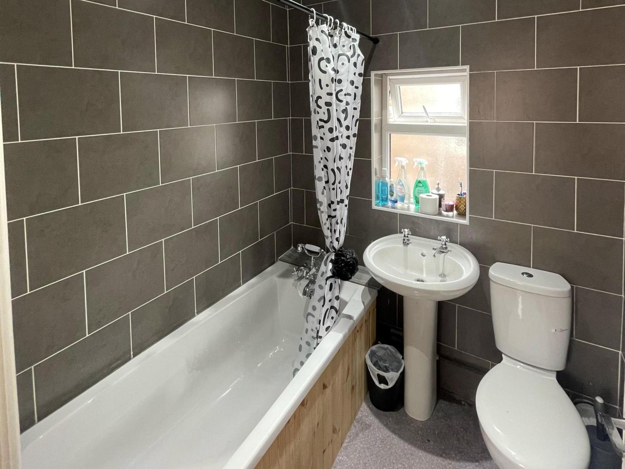 Stylish 1-Bed Apt - Sleeps 4 - Parking - Wifi Manchester Eksteriør billede